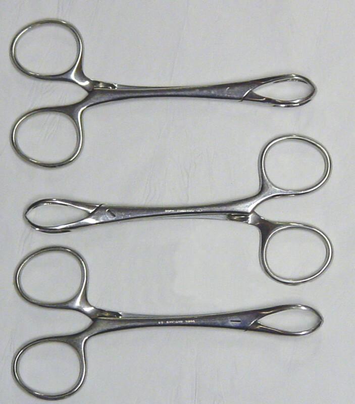 3 Pairs Of Tissue/Towel Forceps