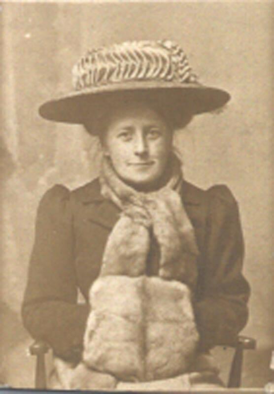 Amy MacFarlane (Photographs of Women in McBey's Life)