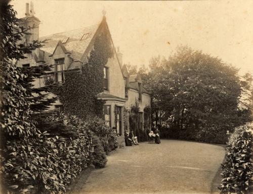 John Harper and Family in Grounds of Seafield House