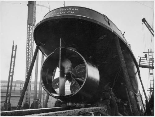 Black and white photograph showing the stern and propellor of tug Sea Trojan