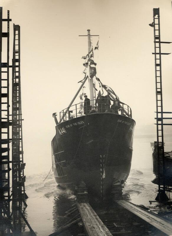 Black & white photograph of launch of trawler, Star of the Isles (A441) at Hall Russell & Co.