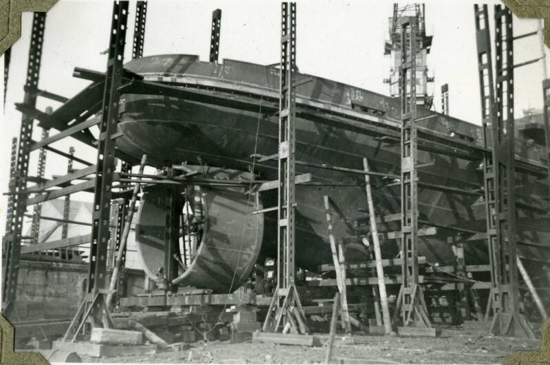 Photograph of construction of steam tug 'Howard Smith'