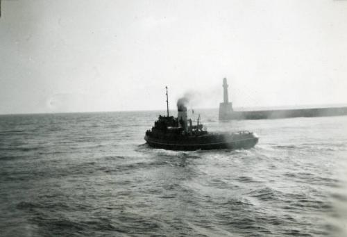 Photograph of steam tug 'Howard Smith'