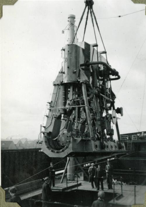 Photograph of steam Baltic timber carrier 'Binna'