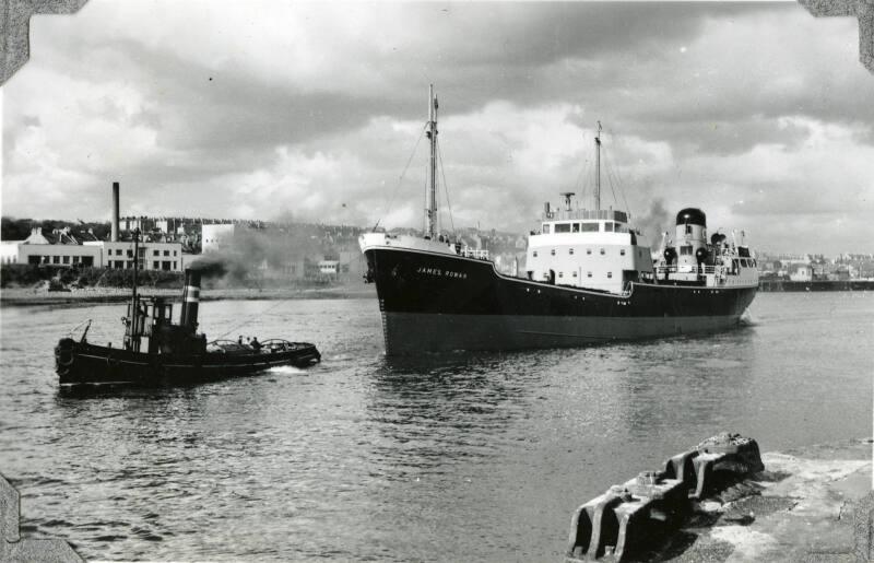 Black & white photograph of collier 'James Rowan'