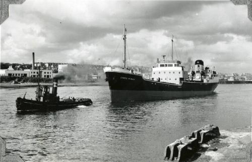 Black & white photograph of collier 'James Rowan'
