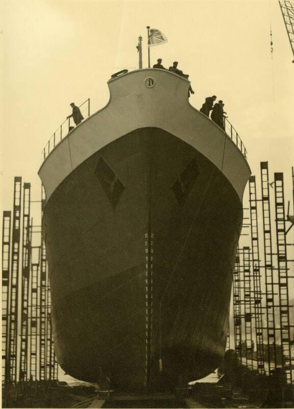 Launch of the cargo vessel Colina