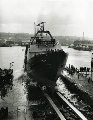 Launch of the trawler Gilia