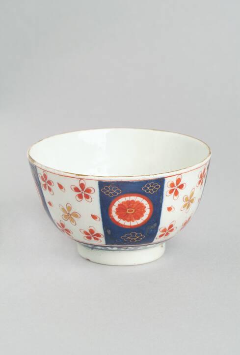 Imari Style Tea Bowl