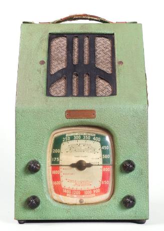 4 Valve Mains Portable