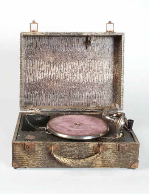 Portable Gramophone – Works – EMuseum