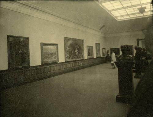 Photograph of Aberdeen Art Gallery interior