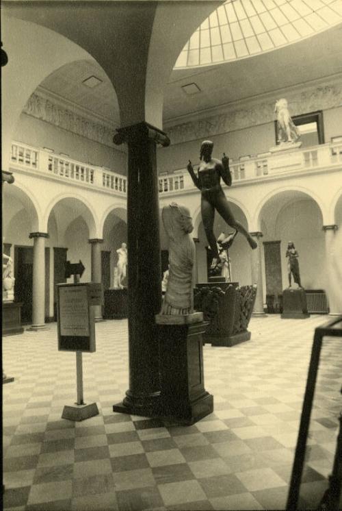 Photograph of Aberdeen Art Gallery interior