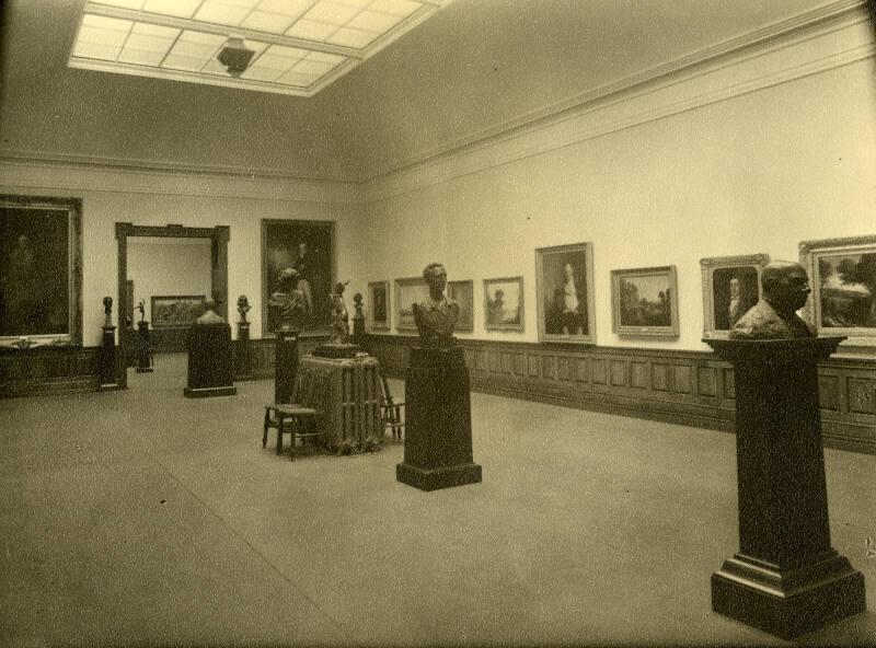 Photograph of Aberdeen Art Gallery Interior
