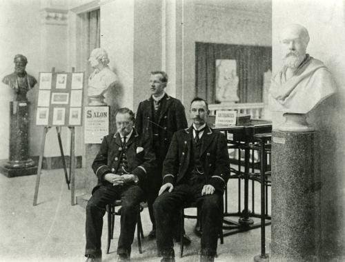 Photograph of Aberdeen Art Gallery - Attendant Staff