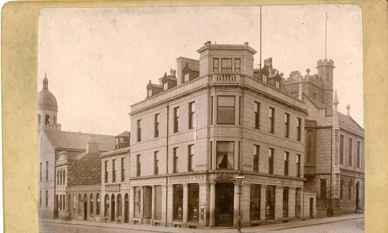 Exterior Davidson & Kay, Babbie Law's Corner, Alford Place