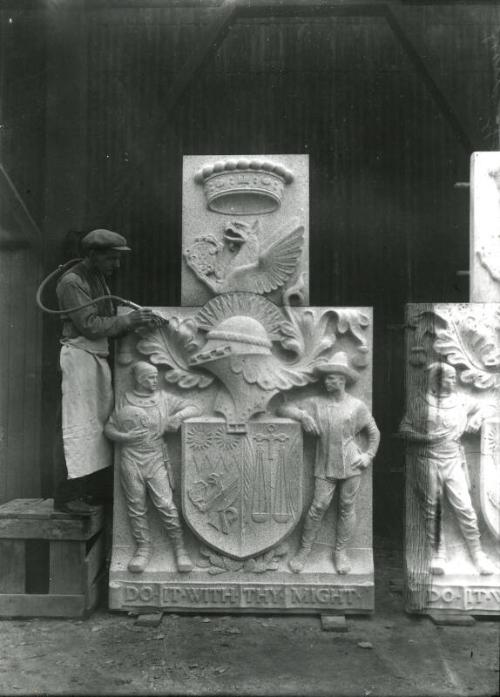 Carving Cowdray Coat Of Arms