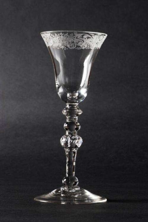 Newcastle Light Baluster Wineglass