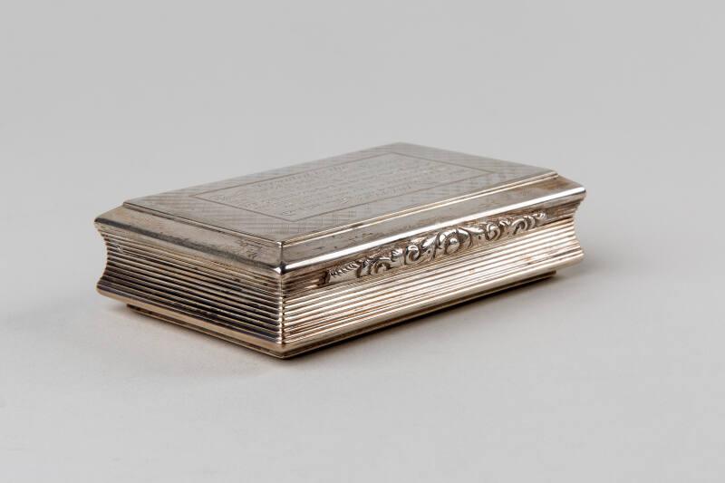 Silver Snuff Box Presented to Capt. Peter Cadenhead 1844