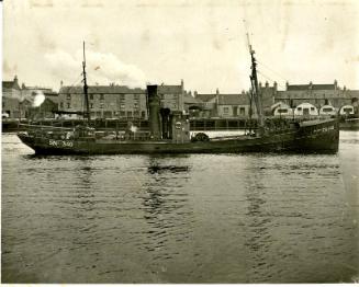 Black and white photograph showing the Starboard Side of Trawler SN340 'Ben Meidie' in Aberdeen…