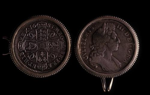 Half-crown (Mounted) (Charles II)