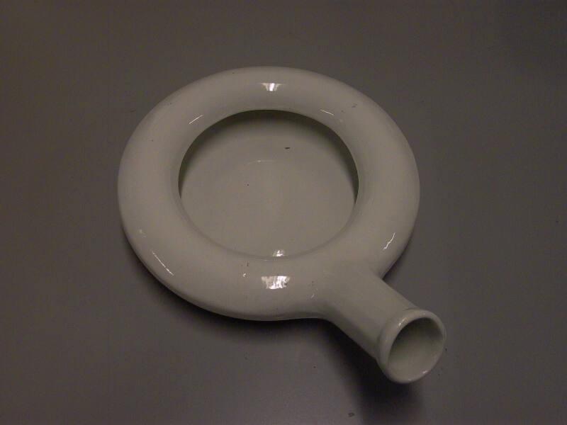 Banjo Type Bedpan