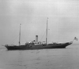 Glass plate with a view of an unidentified steam yacht flying an American flag
