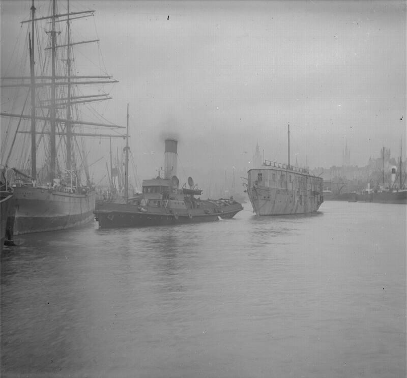 Glass plate with a view of HMS Clyde in Aberdeen Harbour