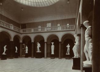 Aberdeen Art Gallery - Centre Sculpture Court