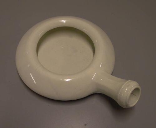 Circular Porcelain Bedpan