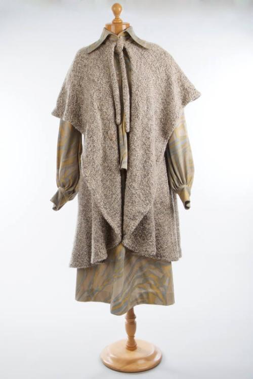 Tweed Poncho / Cape