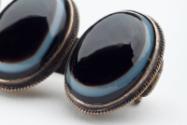 Bulls Eye Onyx Bar Brooch