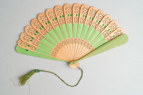 Wood Brise Fan