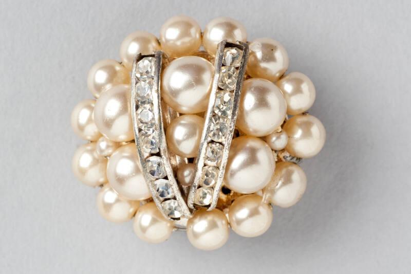 Pearl and Diamante Brooch