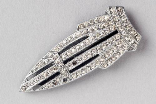 Geometric Leaf Dress Clip