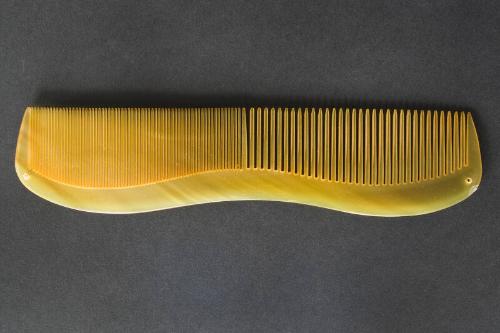 Horn Comb