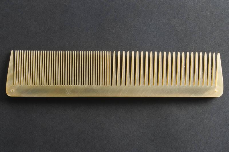 Horn Comb
