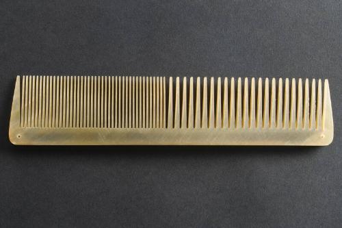 Horn Comb