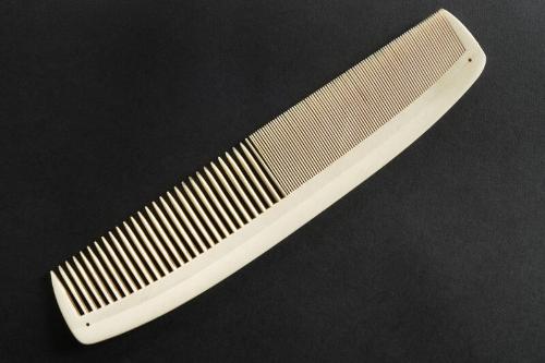 Horn Comb