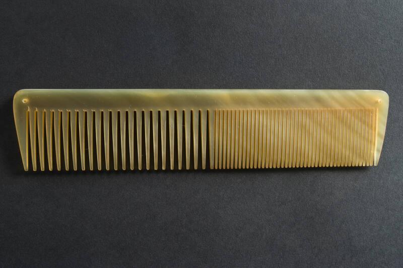 Horn Comb