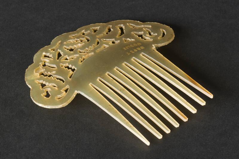 Ornamental Back Comb