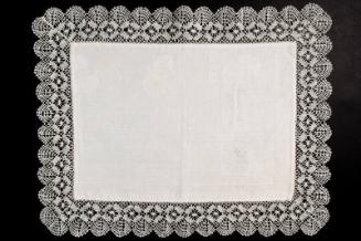 New Pitsligo Lace "Rose" Pattern Edged Mat