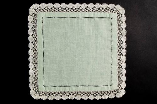 New Pitsligo Lace Edged Mat