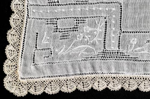 New Pitsligo Lace Edged Handkerchief