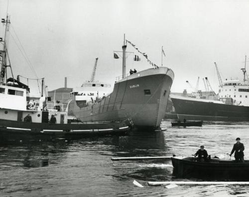 Launch of Dublin (944) in the Harbour