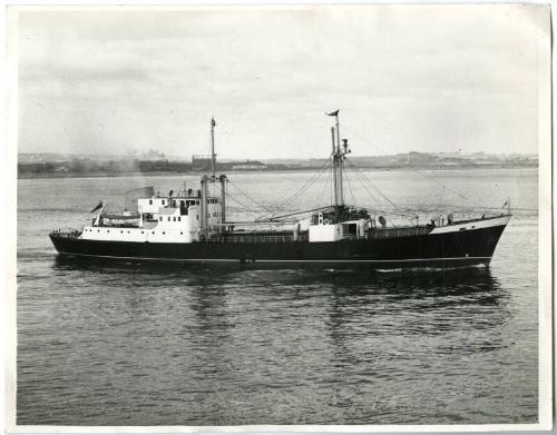 St Rognvald Leaving the Harbour