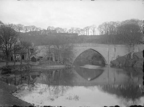 Looking to Brig O' Balgownie