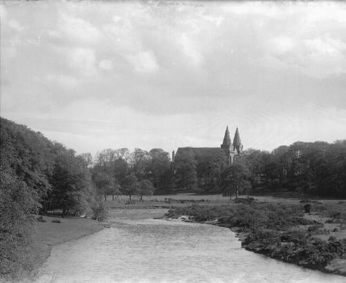 Looking to St Machar Cathedral