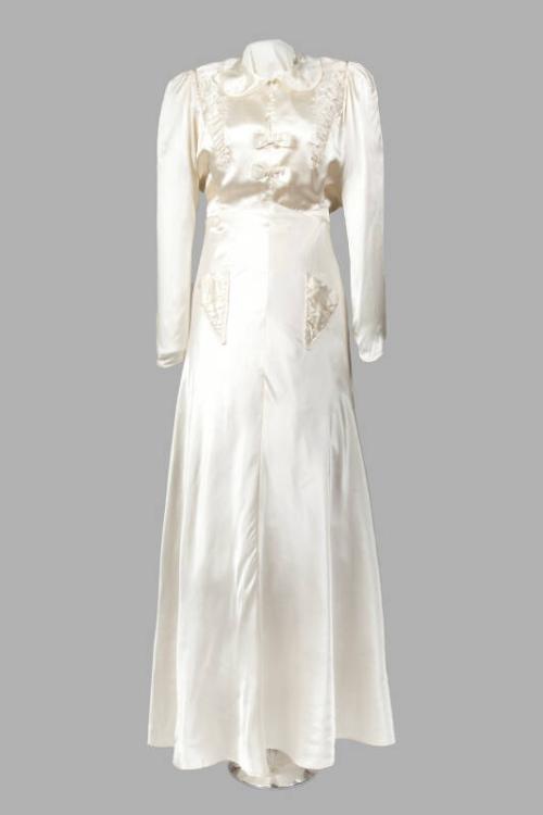 Cream Utility Scheme Wedding Dress