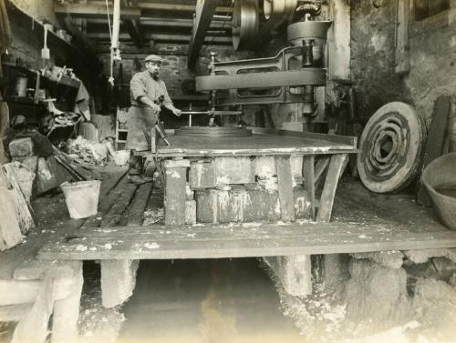 Photograph of Jenny Lind at Excelsior Granite Works